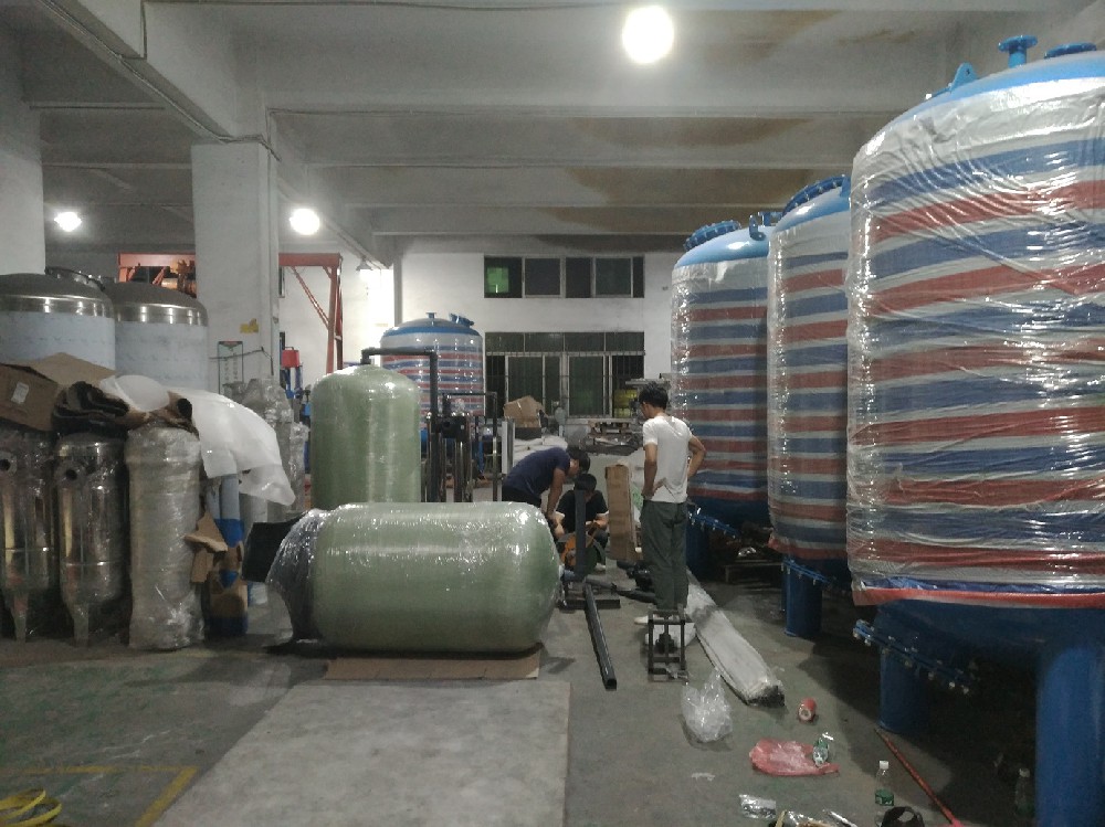 自動(dòng)閥大流量玻璃鋼過(guò)濾器 (3).jpg